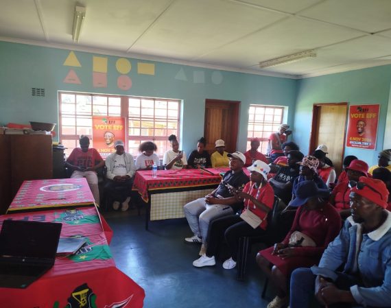 Umbutho we Economic Freedom Fighters (EFF) ububambe uqeqesho lwabameli bawo eCala