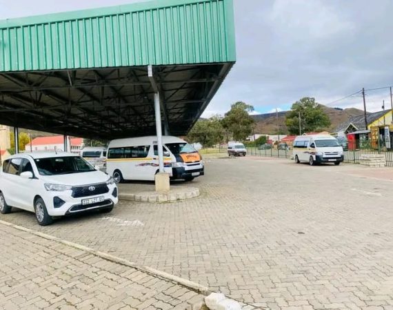 Abaqhubi nabakhweli bezithuthi zikawonke-wonke eCala baxhalabile ngefuthe lokunyuka kwamaxabiso amafutha eenqwelo
